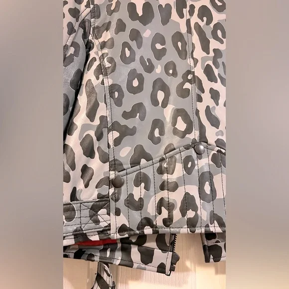 MadeMe NYC *Rare* Genuine Leather Jacket - Picture 2 of 5